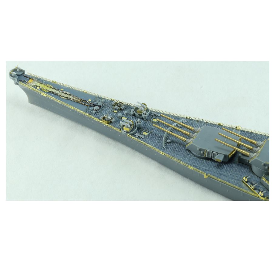 V57001 VEE HOBBY 1/700 IOWA 19 - Model Kit Battleship recensie en prijs